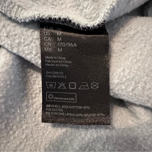 Divided H&M Seven Cities Edition Cotton-Blend Sweatshirt • Size: Medium - Picture 7 of 8